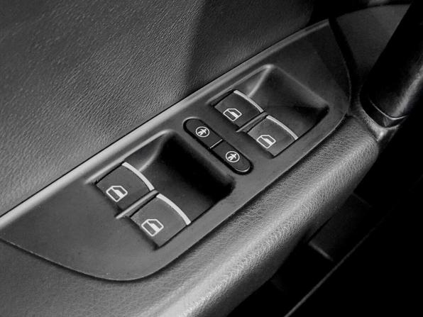 Volkswagen Touareg II с пробегом 2011 года, цена 1 340 000 рублей, 319081 км, внедорожник, Автокод Объявления