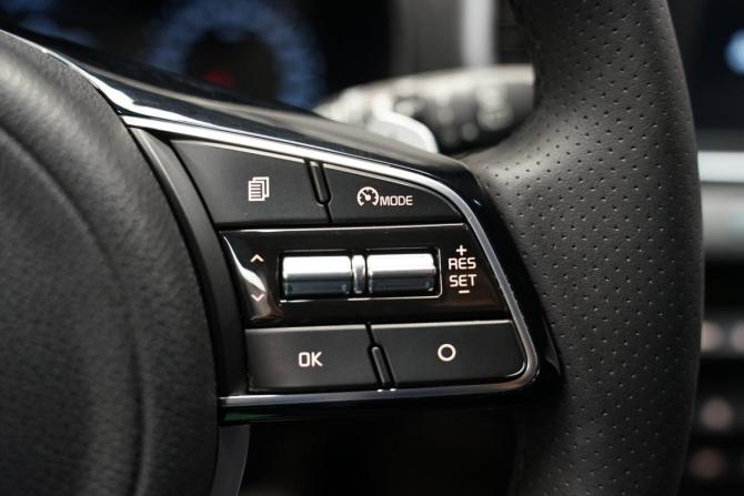 Kia Sportage IV Рестайлинг с пробегом 2020 года, цена 2 899 000 рублей, 76550 км, внедорожник, Автокод Объявления