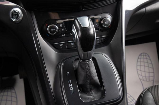 Ford Kuga II с пробегом 2014 года, цена 1 329 000 рублей, 206000 км, внедорожник, Автокод Объявления