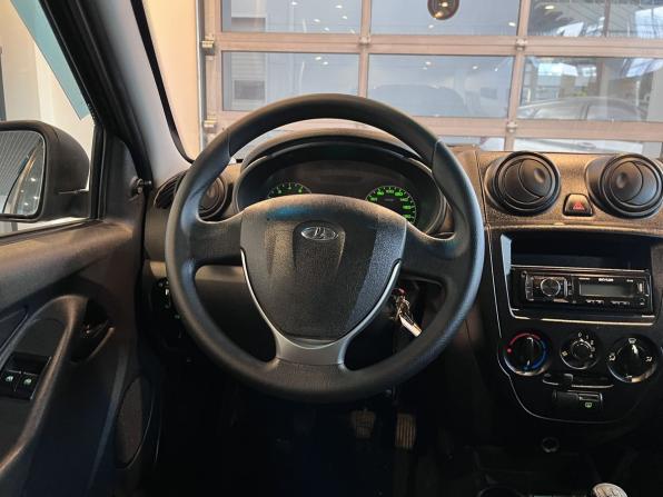 Lada (ВАЗ) Granta I с пробегом 2018 года, цена 460 000 рублей, 126140 км, седан, Автокод Объявления