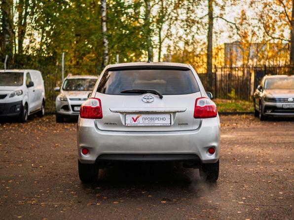 Toyota Auris I Рестайлинг с пробегом 2011 года, цена 955 000 рублей, 125314 км, хэтчбек, Автокод Объявления