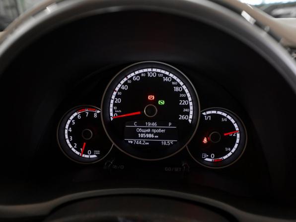 Volkswagen Beetle II (A5) с пробегом 2014 года, цена 2 150 000 рублей, 105984 км, хэтчбек, Автокод Объявления