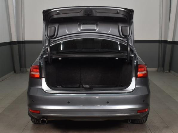 Volkswagen Jetta VI Рестайлинг с пробегом 2014 года, цена 944 995 рублей, 200548 км, седан, Автокод Объявления