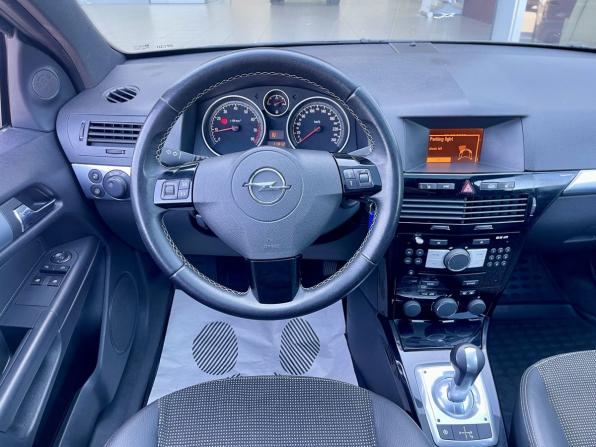 Opel Astra H Рестайлинг с пробегом 2010 года, цена 395 000 рублей, 198000 км, хэтчбек, Автокод Объявления