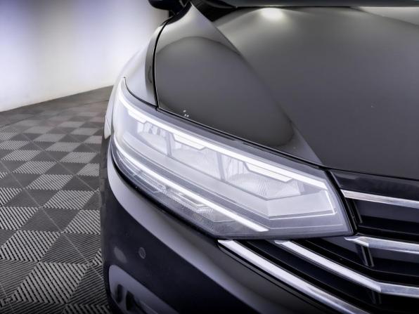 Volkswagen Passat B8 Рестайлинг с пробегом 2021 года, цена 2 490 000 рублей, 90268 км, седан, Автокод Объявления
