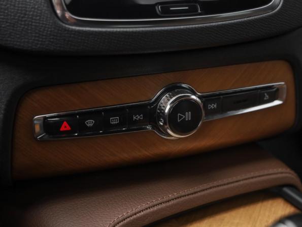 Volvo XC90 II Рестайлинг 1 с пробегом 2020 года, цена 4 899 000 рублей, 60607 км, внедорожник, Автокод Объявления
