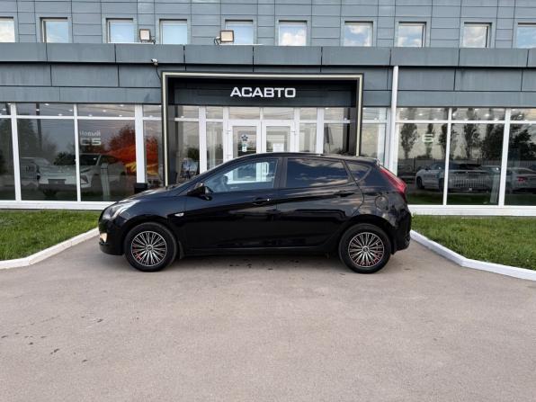 Hyundai Solaris I Рестайлинг с пробегом 2015 года, цена 599 000 рублей, 255000 км, хэтчбек, Автокод Объявления