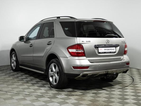 Mercedes-Benz M-Класс II (W164) Рестайлинг с пробегом 2009 года, цена 1 489 585 рублей, 193571 км, внедорожник, Автокод Объявления