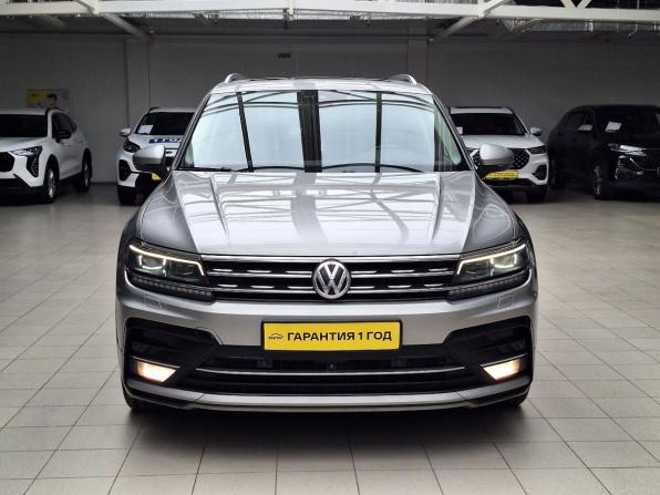 Volkswagen Tiguan II с пробегом 2019 года, цена 2 500 000 рублей, 217218 км, внедорожник, Автокод Объявления