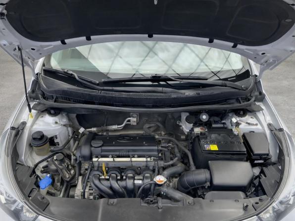 Hyundai Solaris I с пробегом 2013 года, цена 847 000 рублей, 167122 км, седан, Автокод Объявления
