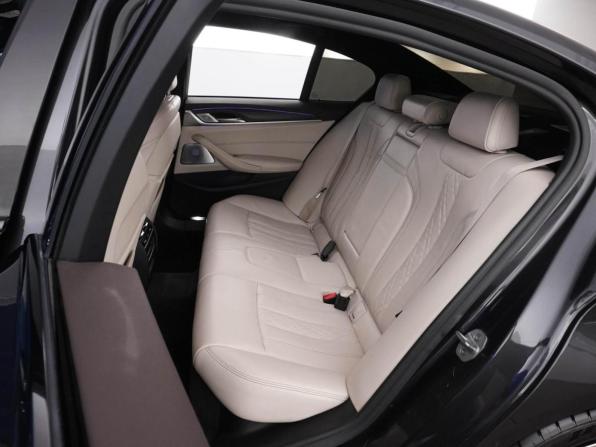 BMW 5 серии VII (G30/G31/G38) с пробегом 2018 года, цена 3 987 444 рубля, 118357 км, седан, Автокод Объявления