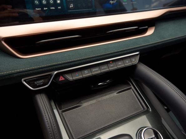 Geely Monjaro I с пробегом 2021 года, цена 3 078 000 рублей, 58500 км, внедорожник, Автокод Объявления