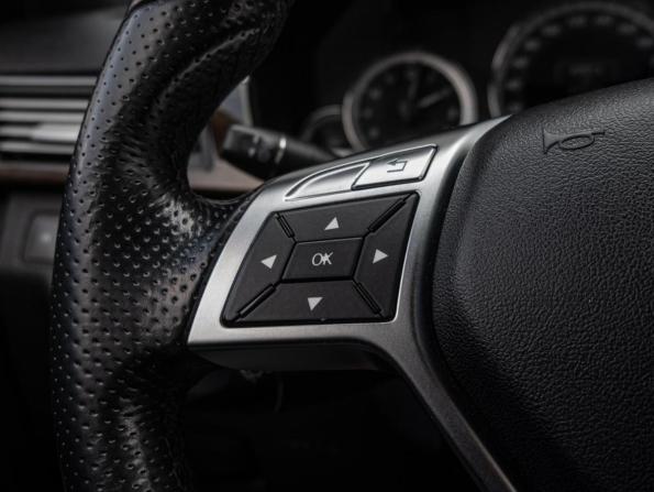Mercedes-Benz E-Класс IV (W212 S212 C207) с пробегом 2012 года, цена 1 630 000 рублей, 212171 км, седан, Автокод Объявления