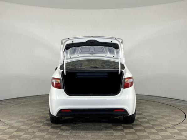 Kia Rio III с пробегом 2013 года, цена 890 000 рублей, 132453 км, седан, Автокод Объявления