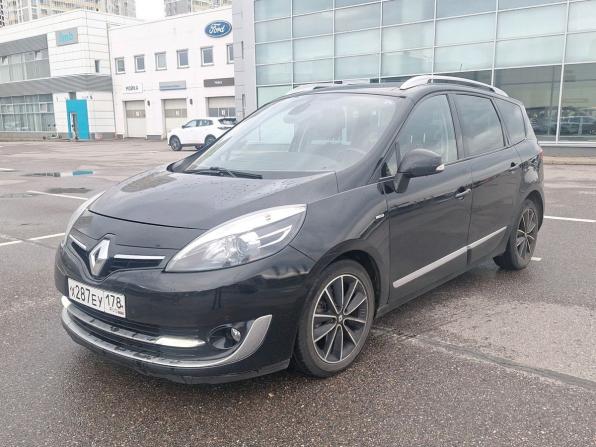 Renault Scenic III Рестайлинг 2 с пробегом 2013 года, цена 995 000 рублей, 154000 км, компактвэн, Автокод Объявления