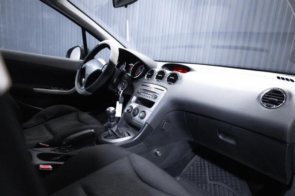 Peugeot 308 I Рестайлинг Тюмень  - изображение 18