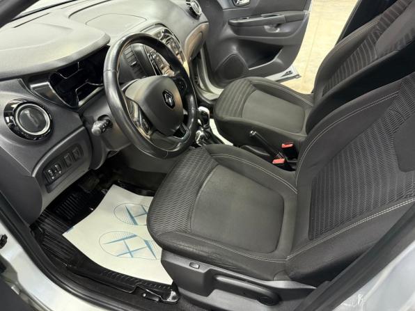 Renault Kaptur I с пробегом 2017 года, цена 1 330 000 рублей, 74741 км, внедорожник, Автокод Объявления