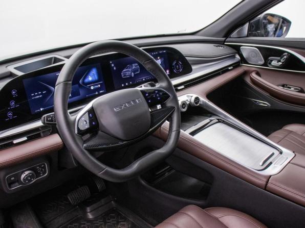 Exeed TXL I Рестайлинг 2 с пробегом 2024 года, цена 2 980 000 рублей, 25086 км, внедорожник, Автокод Объявления
