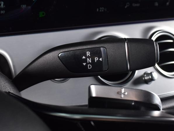 Mercedes-Benz E-Класс V (W213 S213 C238) Рестайлинг с пробегом 2021 года, цена 4 495 995 рублей, 99332 км, седан, Автокод Объявления