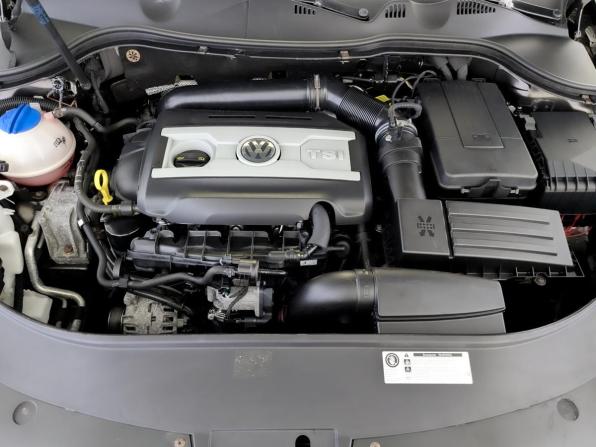 Volkswagen Passat B7 с пробегом 2014 года, цена 1 550 000 рублей, 82388 км, седан, Автокод Объявления