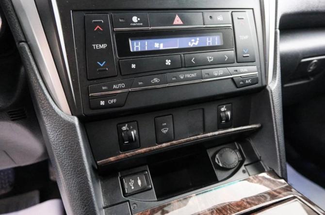 Toyota Camry VII (XV50) Рестайлинг 2 с пробегом 2017 года, цена 2 449 000 рублей, 119000 км, седан, Автокод Объявления