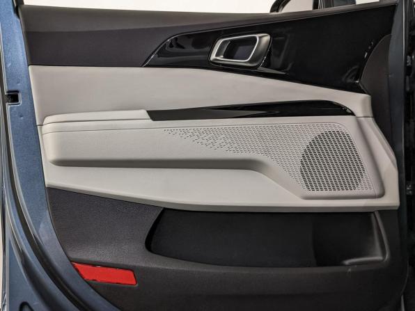 Kia Carnival IV с пробегом 2022 года, цена 4 200 000 рублей, 54797 км, минивэн, Автокод Объявления