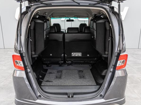Honda Freed I Рестайлинг с пробегом 2014 года, цена 1 170 000 рублей, 167268 км, компактвэн, Автокод Объявления