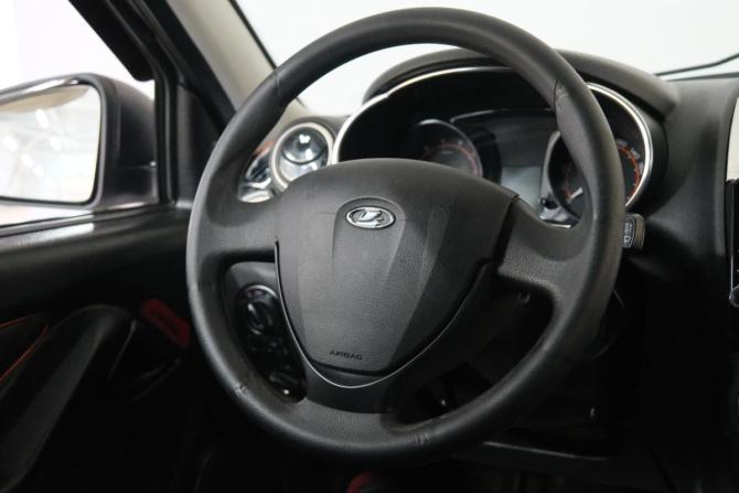Lada (ВАЗ) Granta I Рестайлинг с пробегом 2019 года, цена 719 000 рублей, 111000 км, седан, Автокод Объявления