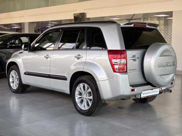 Suzuki Grand Vitara II Рестайлинг 2 с пробегом 2013 года, цена 1 550 000 рублей, 102000 км, внедорожник, Автокод Объявления