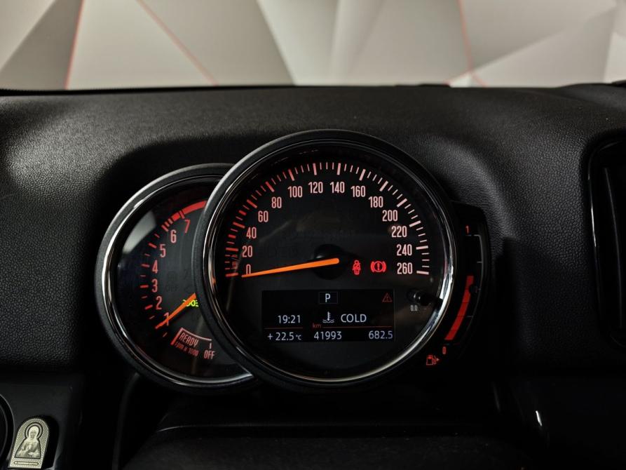 Mini Countryman II Рестайлинг Москва  - изображение 13