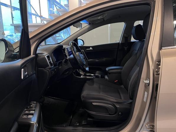 Kia Sportage IV с пробегом 2017 года, цена 2 090 000 рублей, 120535 км, внедорожник, Автокод Объявления