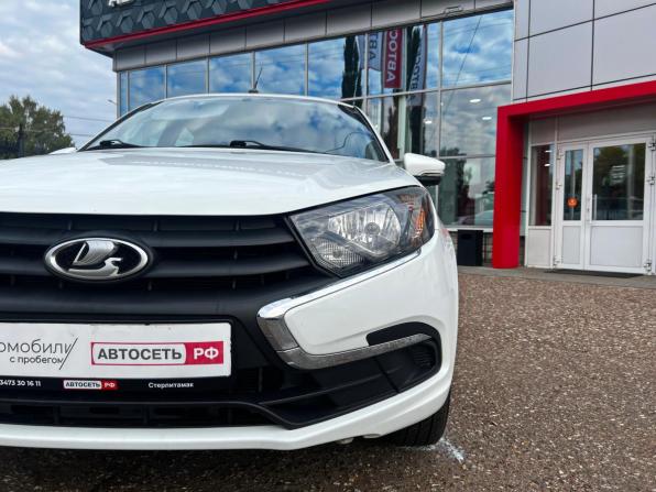 Lada (ВАЗ) Granta I Рестайлинг с пробегом 2022 года, цена 743 300 рублей, 55158 км, хэтчбек, Автокод Объявления