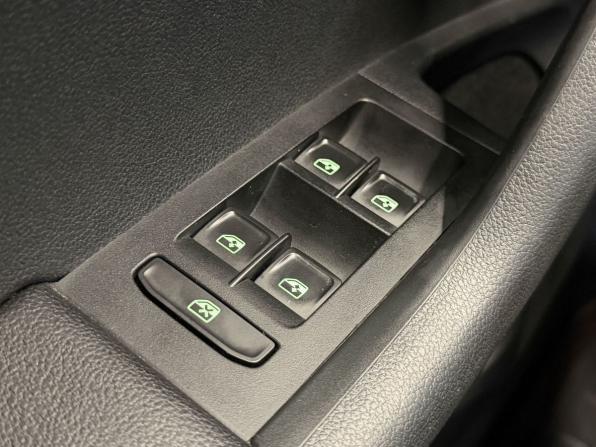 Skoda Octavia III (A7) Рестайлинг с пробегом 2017 года, цена 1 990 000 рублей, 98505 км, универсал, Автокод Объявления