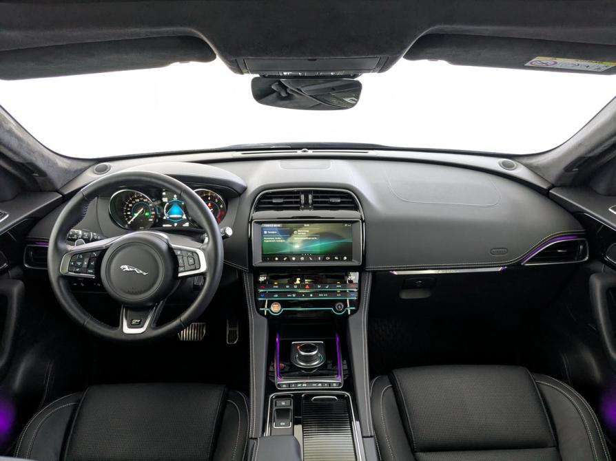 Jaguar F-Pace I Москва  - изображение 14