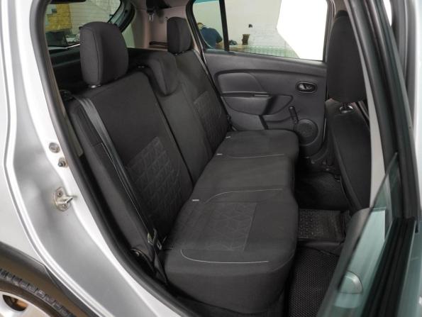 Renault Sandero II с пробегом 2016 года, цена 899 000 рублей, 143126 км, хэтчбек, Автокод Объявления