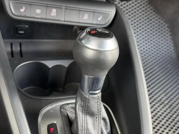 Audi A1 I (8X) с пробегом 2012 года, цена 999 000 рублей, 150185 км, хэтчбек, Автокод Объявления