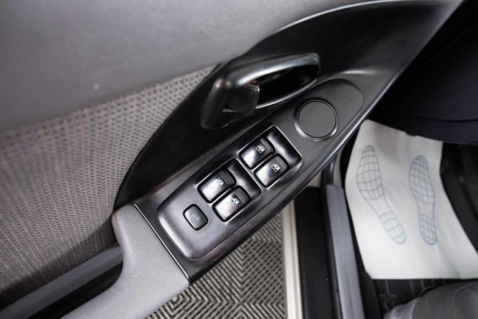 Hyundai Elantra III (XD2) Рестайлинг с пробегом 2005 года, цена 439 000 рублей, 215000 км, седан, Автокод Объявления