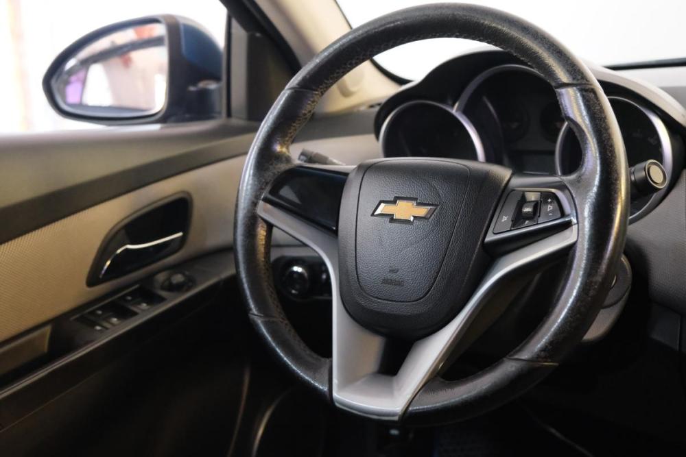 Chevrolet Cruze I Рестайлинг Омск  - изображение 13