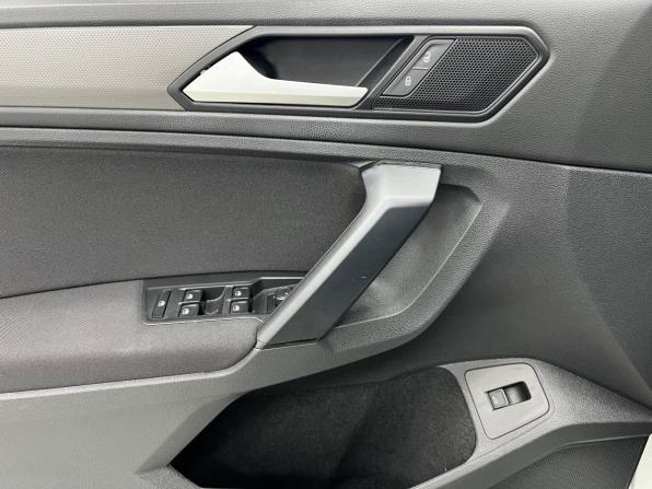 Volkswagen Tiguan II с пробегом 2019 года, цена 3 200 000 рублей, 32224 км, внедорожник, Автокод Объявления