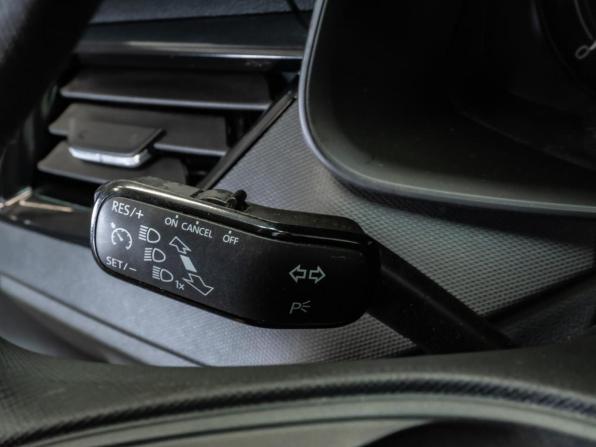 Skoda Rapid II с пробегом 2020 года, цена 1 680 000 рублей, 31516 км, лифтбек, Автокод Объявления