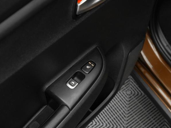 Kia Rio IV Рестайлинг с пробегом 2021 года, цена 1 880 000 рублей, 63288 км, хэтчбек, Автокод Объявления