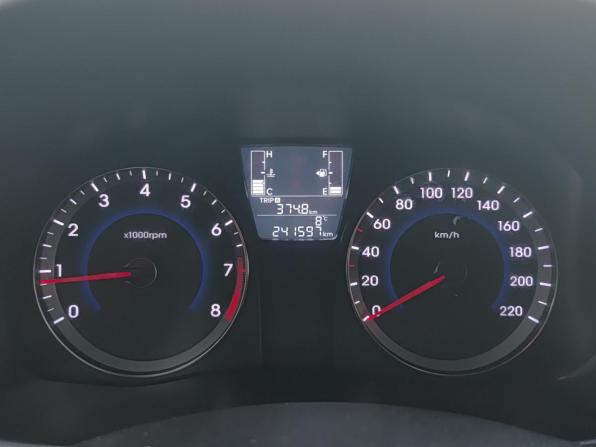 Hyundai Solaris I Рестайлинг с пробегом 2015 года, цена 835 000 рублей, 241597 км, седан, Автокод Объявления