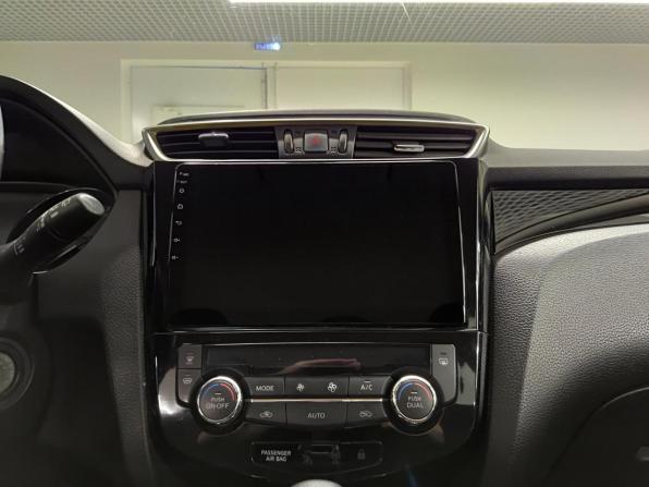 Nissan Qashqai II с пробегом 2018 года, цена 1 511 000 рублей, 119161 км, внедорожник, Автокод Объявления