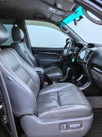 Toyota Land Cruiser Prado 120 Series Рестайлинг с пробегом 2007 года, цена 2 040 000 рублей, 285600 км, внедорожник, Автокод Объявления