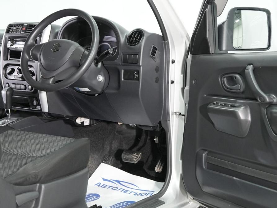 Suzuki Jimny III Рестайлинг 2 Новосибирск  - изображение 13