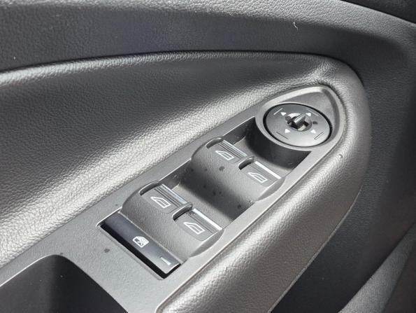 Ford Kuga II Рестайлинг с пробегом 2016 года, цена 1 690 000 рублей, 109760 км, внедорожник, Автокод Объявления
