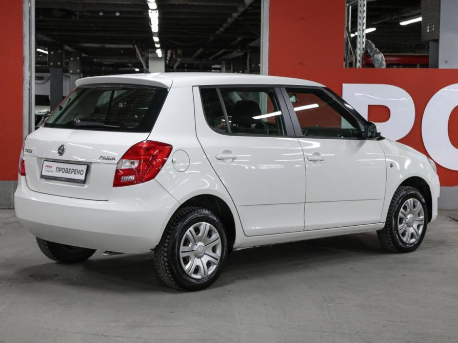 Skoda Fabia II Рестайлинг Москва  - изображение 6