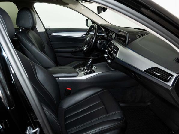 BMW 5 серии VII (G30/G31/G38) с пробегом 2019 года, цена 3 548 000 рублей, 81335 км, седан, Автокод Объявления