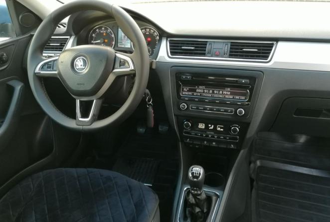 Skoda Rapid I с пробегом 2015 года, цена 1 029 000 рублей, 196948 км, лифтбек, Автокод Объявления