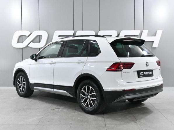 Volkswagen Tiguan II с пробегом 2018 года, цена 2 299 000 рублей, 145369 км, внедорожник, Автокод Объявления